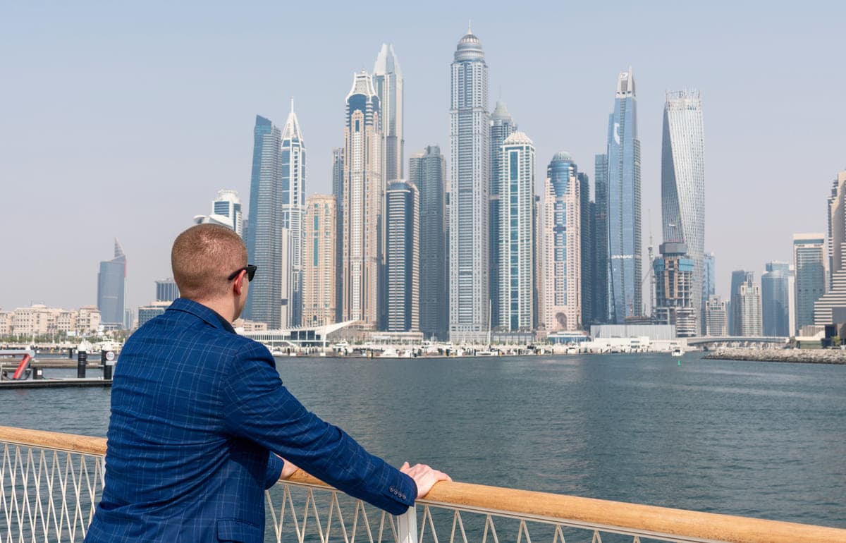 Investing in Dubai Real Estate: A Comprehensive Guide