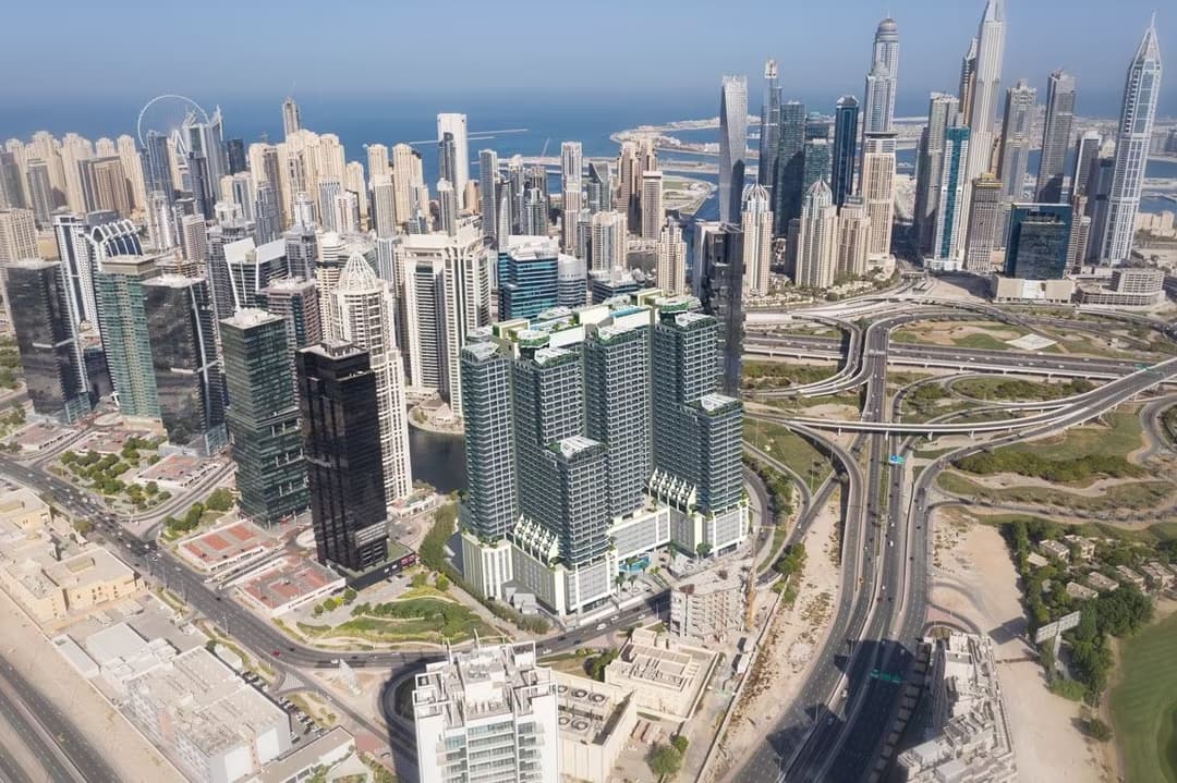 Exploring the Advantages and Disadvantages of Living in The Views Dubai in 2026